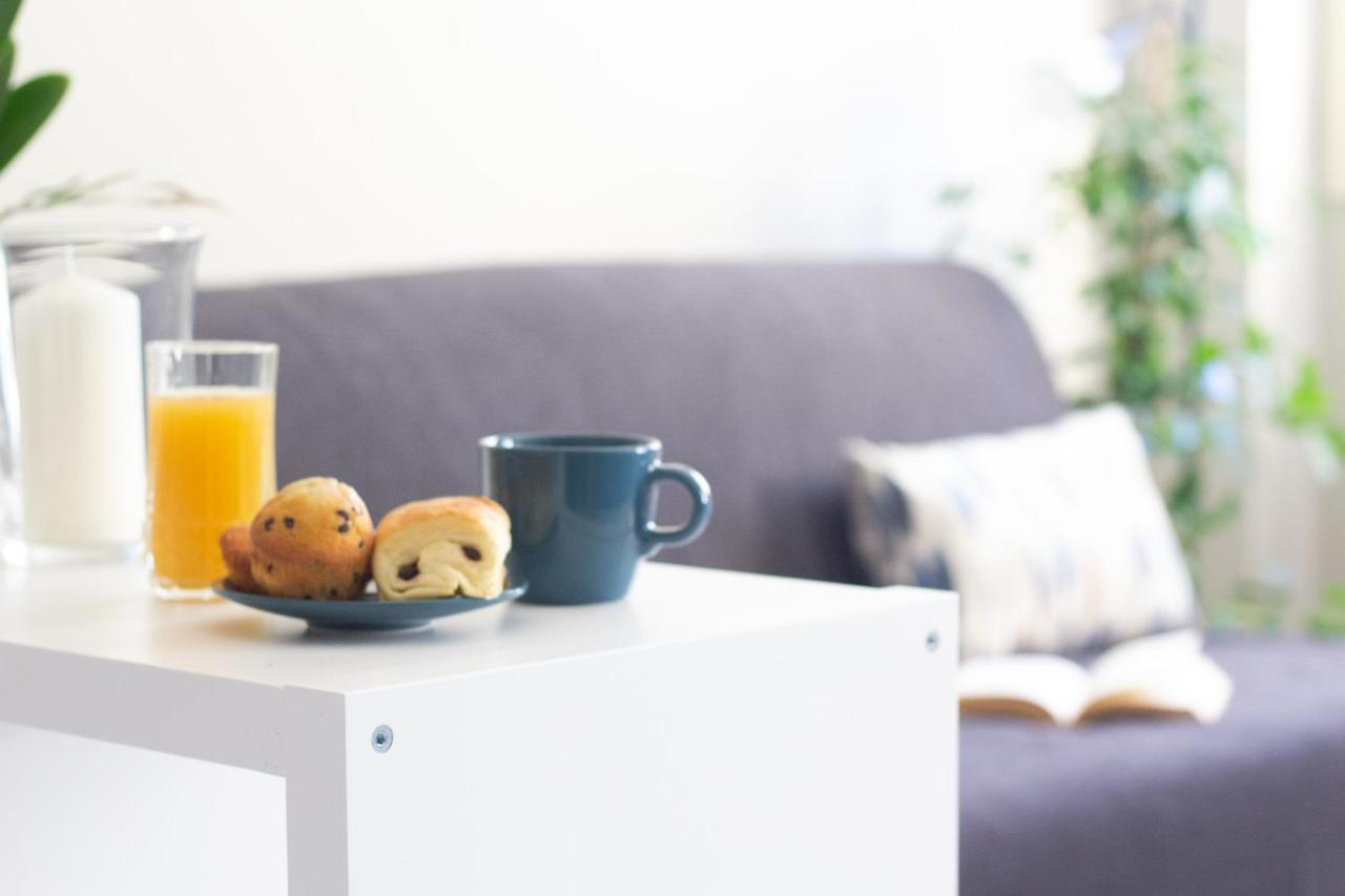 Happy Home Саронно Экстерьер фото